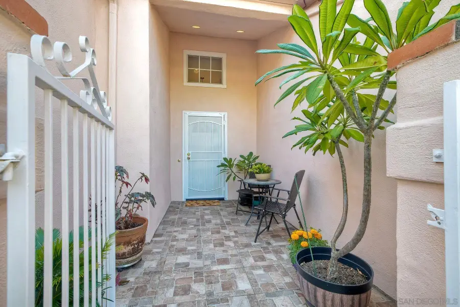 1298 Rue Saint Martin, San Marcos, CA 92078 - #2
