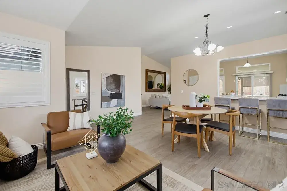 2420 Linda, Escondido, CA 92027 - #1
