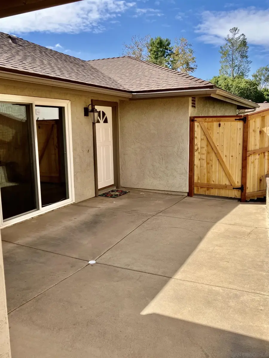 2158 Country Pl, Escondido, CA 92026 - #3
