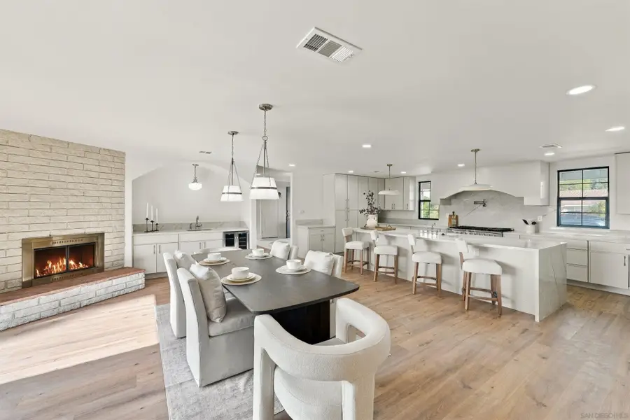 86 Via De Laurencio, Chula Vista, CA 91910 - #2