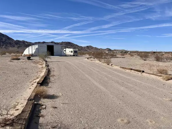 4260 Sutton, Blythe, CA 92225