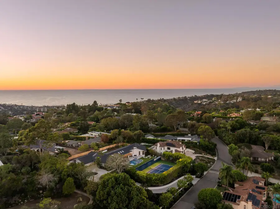 3013 Woodford Drive, La Jolla, CA 92037 - #3