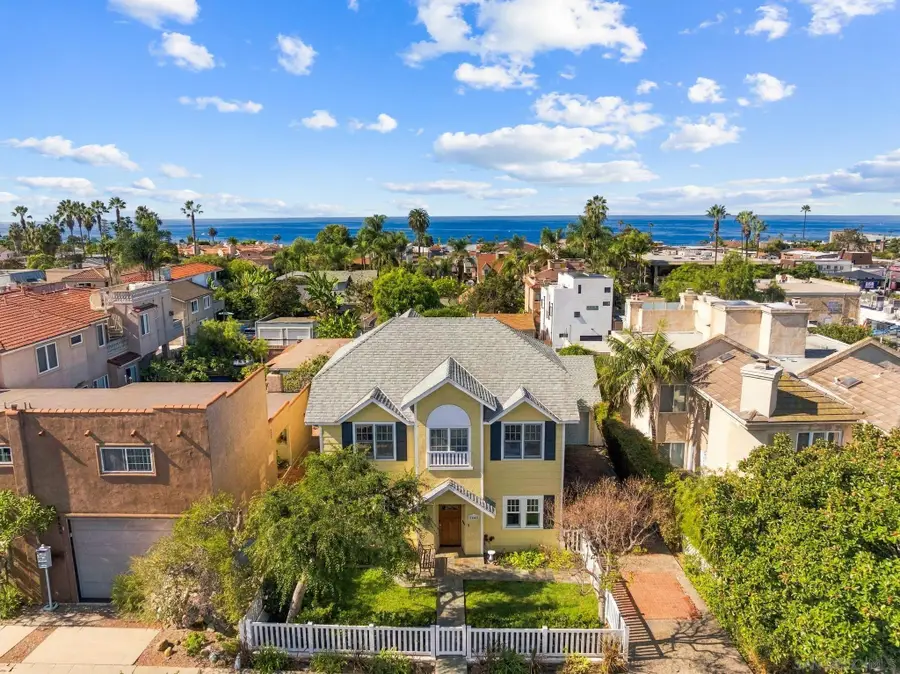 7444-7446 Draper Ave, La Jolla, CA 92037 - #3