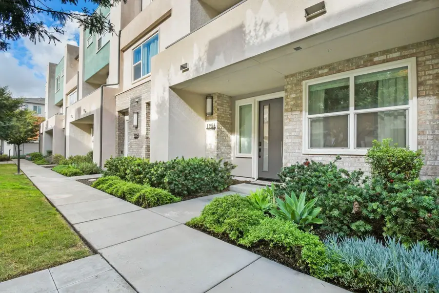 1956 Pavilion Ln, Chula Vista, CA 91915 - Image #2