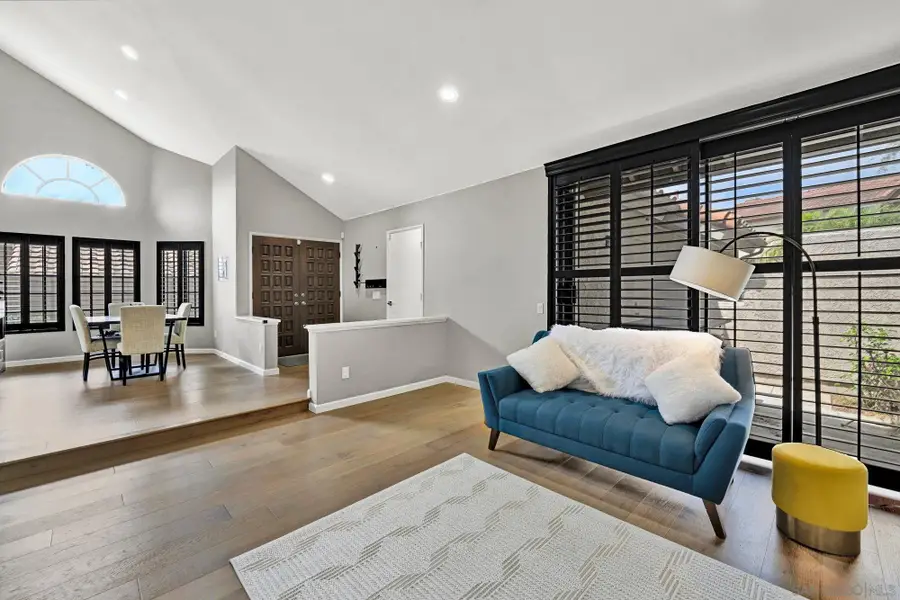 3425 Overpark Rd, San Diego, CA 92130 - Image #2