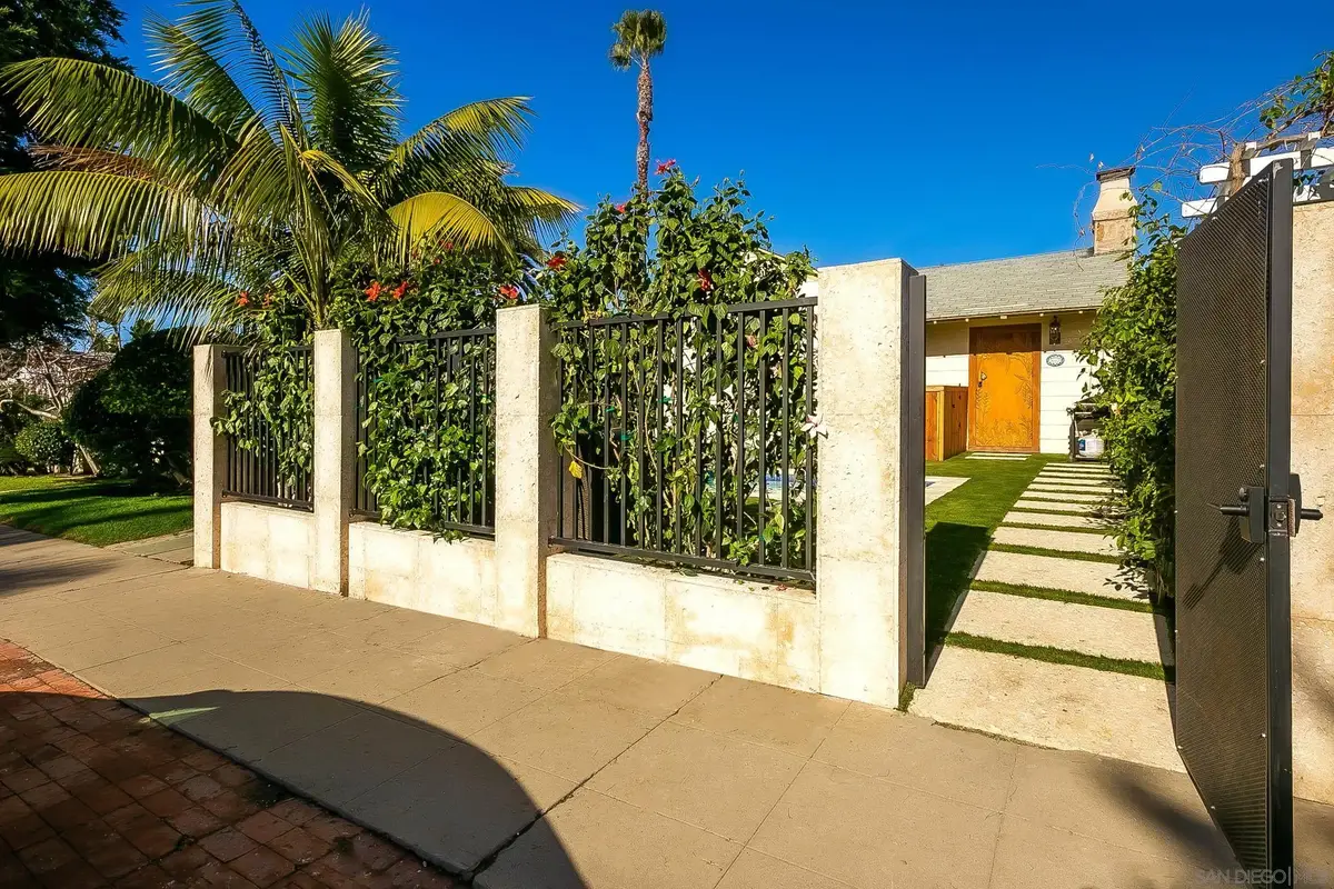 370-72 Nautilus St, La Jolla, CA 92037 - Image #1