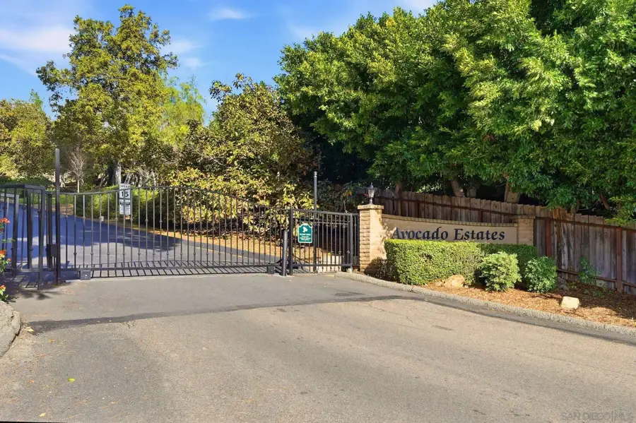 1571 Woody Hills Dr, El Cajon, CA 92019 - Image #3