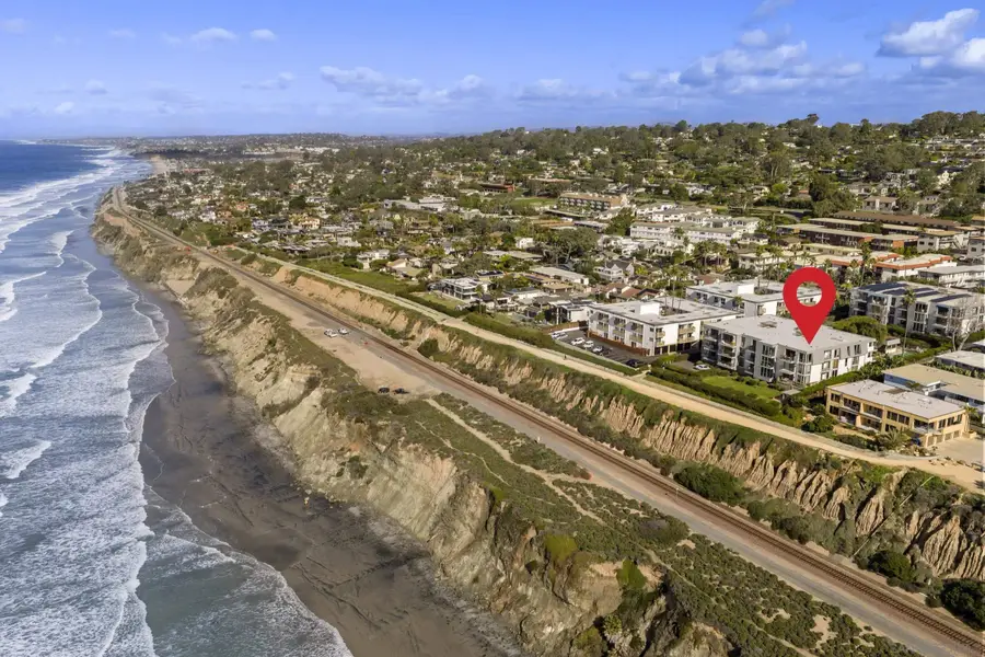 424 Stratford Ct #B31, Del Mar, CA 92014 - Image #2