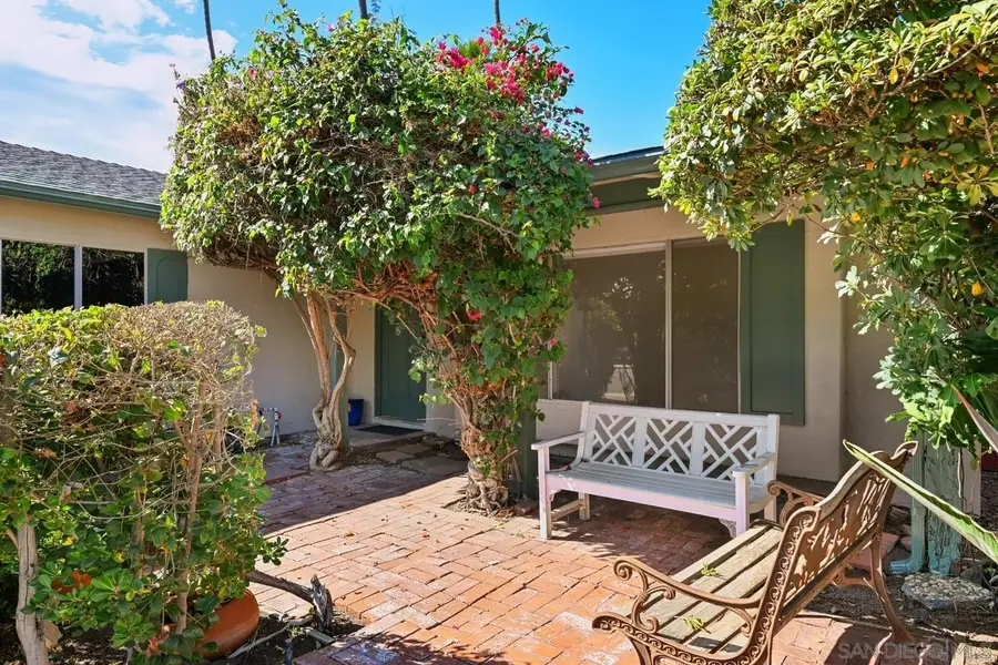 2050 Oak Hill Dr, Escondido, CA 92027 - #2