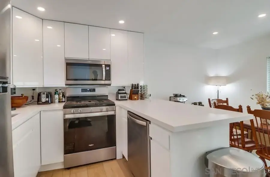 4053-55 Jewell St, San Diego, CA 92109 - #2