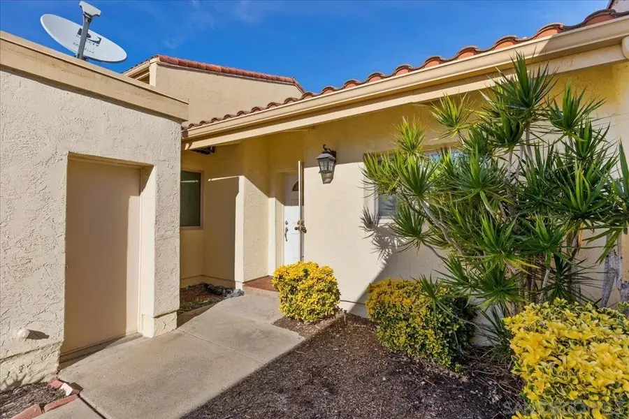 17407 Port Marnock Dr, Poway, CA 92064 - Image #2