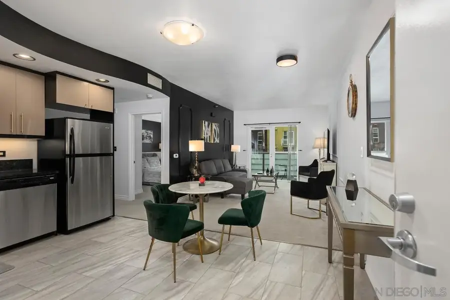 550 15th St. #302, San Diego, CA 92101 - Image #3