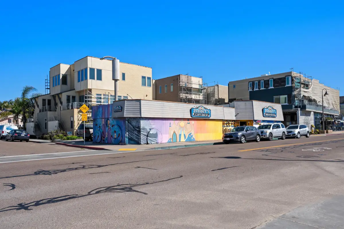 911 Seacoast Drive, Imperial Beach, CA 91932 - #1