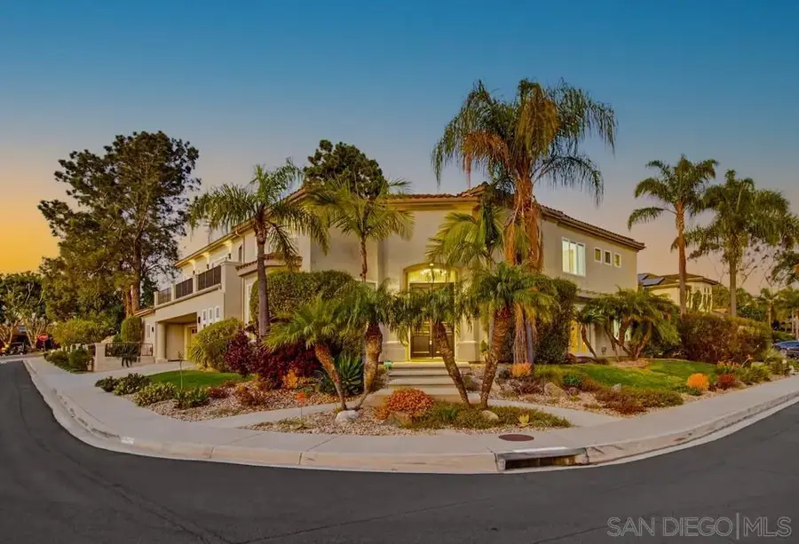 5247 Ocean Breeze Ct, San Diego, CA 92109 - Image #2