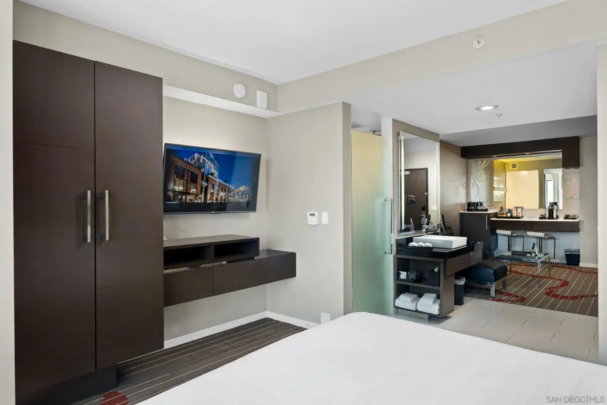 207 5th Ave #943, San Diego, CA 92101 - Image #1