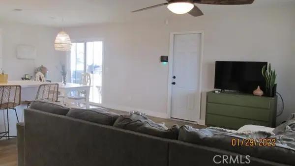 22653 El Centro Court, Apple Valley, CA 92307