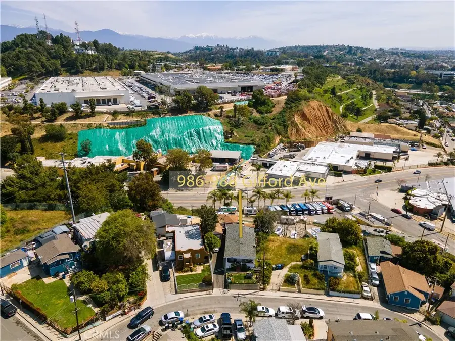 986 Gifford Avenue, East Los Angeles, CA 90063 - #2