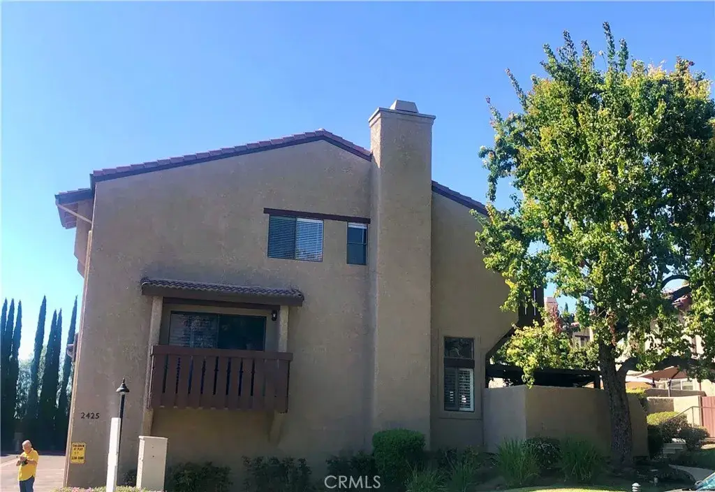 2425 Chandler #4, Simi Valley, CA 90365 - Image #1