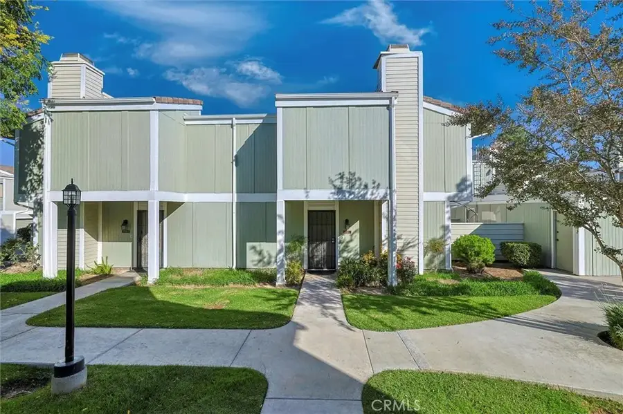 27130 Hidaway #2, Canyon Country, CA 91351 - Image #2