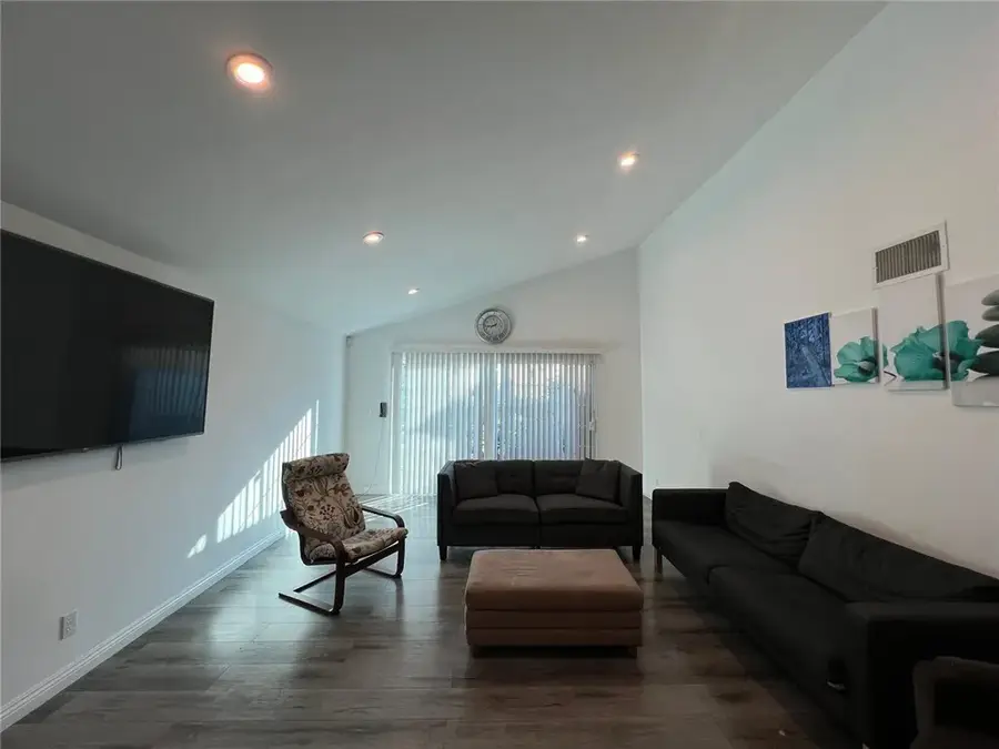 1323 W Lincoln Ave, Montebello, CA 90640 - Image #2