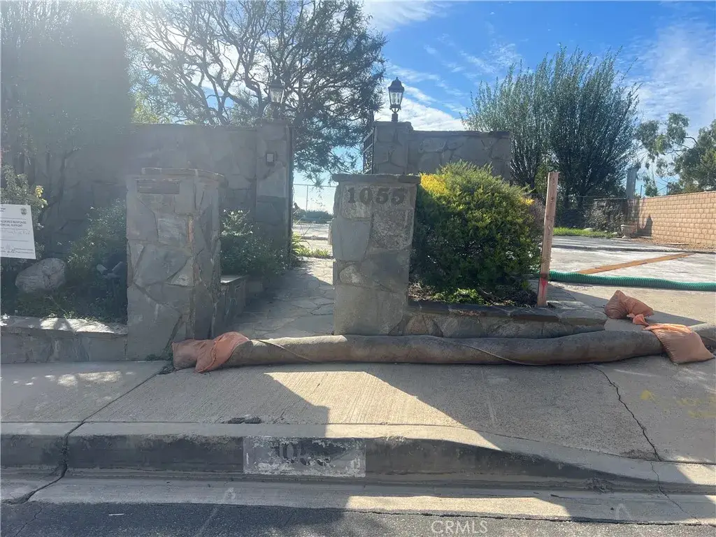 1055 Las Pulgas, Pacific Palisades, CA 90272 - Image #1