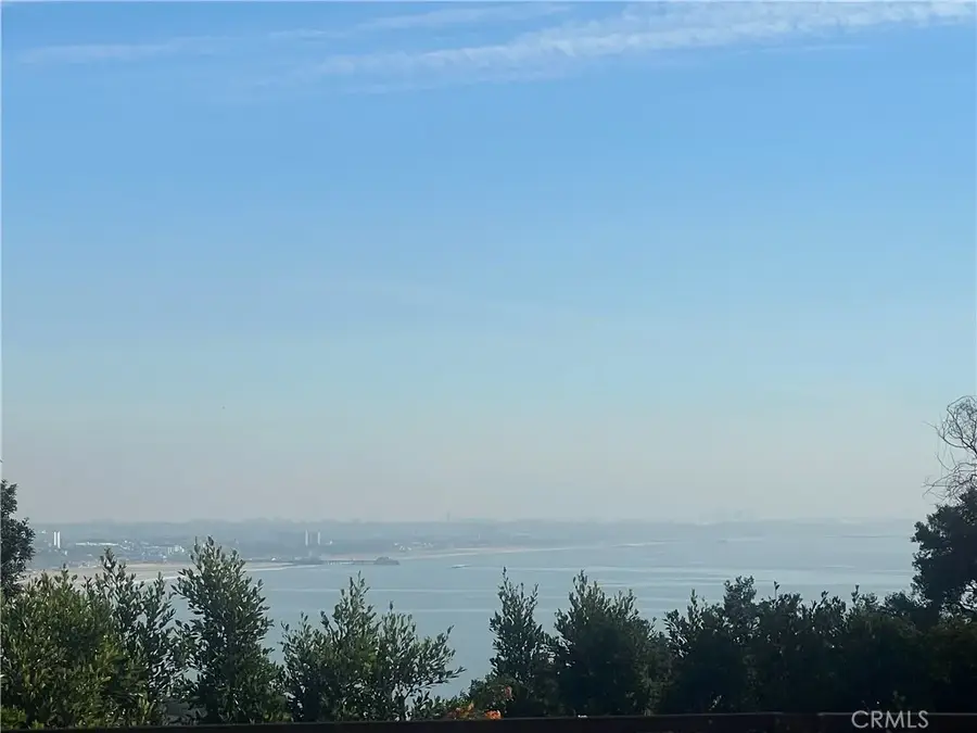 318 Bellino, Pacific Palisades, CA 90272 - Image #2