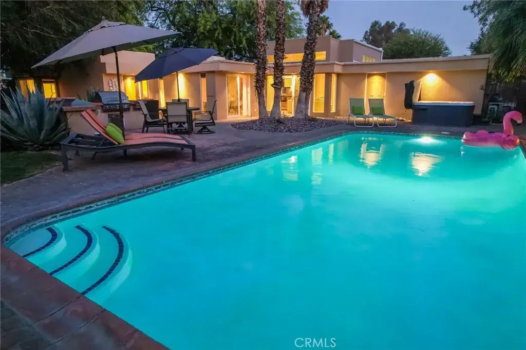 576 E Desert Holly Circle, Palm Springs, CA 92262 - Image #1