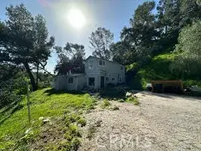 12211 Forest Trail, Sylmar, CA 91342