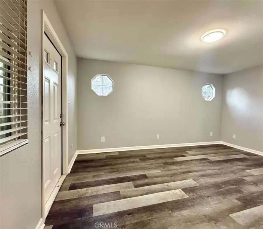 5530 Kenneth Avenue, Carmichael, CA 95608 - Image #2