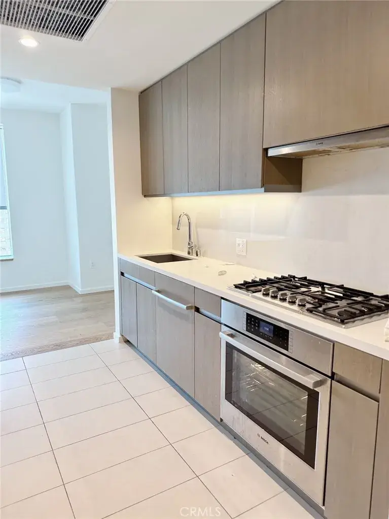 889 Francisco #2505, Los Angeles, CA 90017 - #1