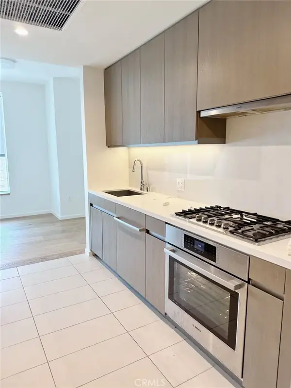 889 Francisco #2505, Los Angeles, CA 90017