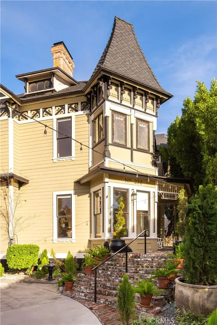 250 N Primrose Avenue, Monrovia, CA 91016 - #2