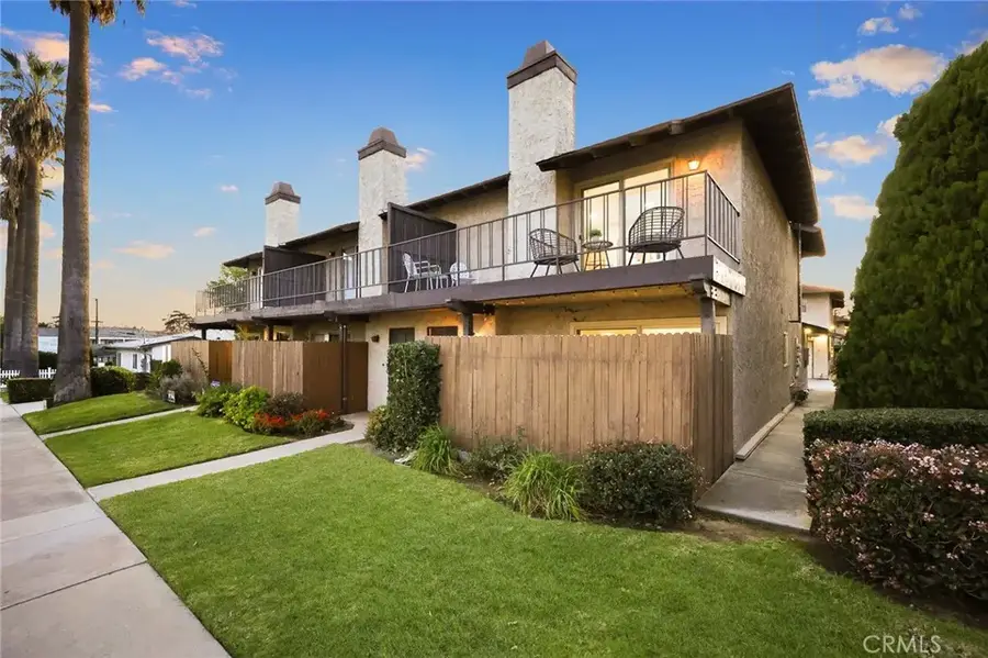 105 S Mayflower Ave #E, Monrovia, CA 91016 - #2