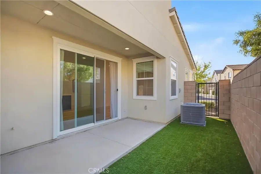 6910 Stonecrop, Fontana, CA 92336 - #3