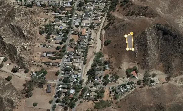 0 Kenningstone Rd, Val Verde, CA 91384