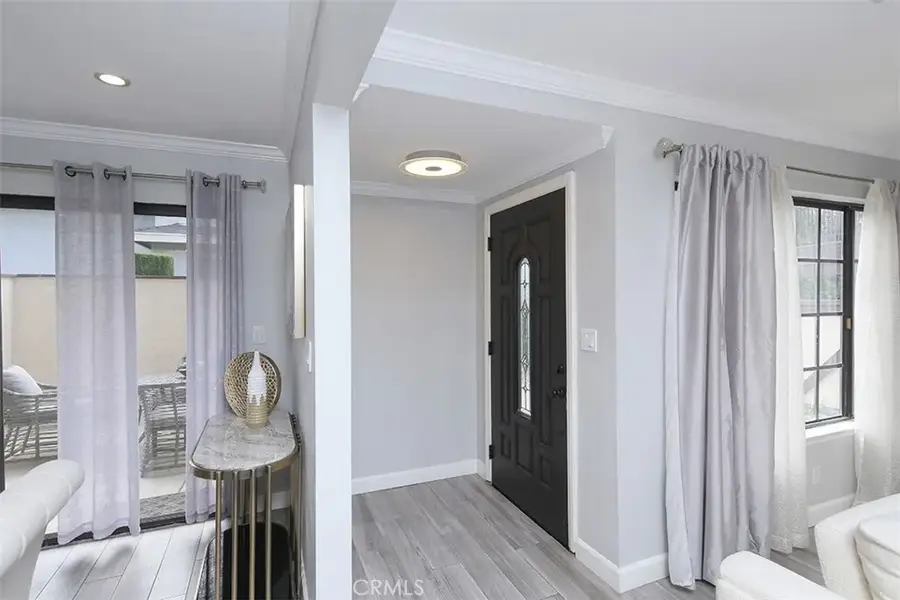 395 W Mariposa Avenue #C, Sierra Madre, CA 91024 - #3