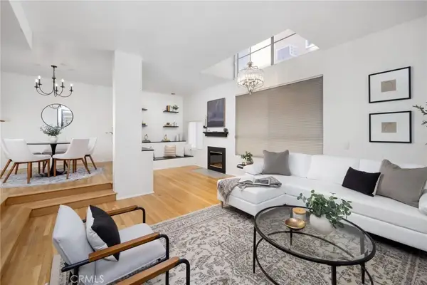 520 S Barrington Avenue #116, Los Angeles, CA 90049