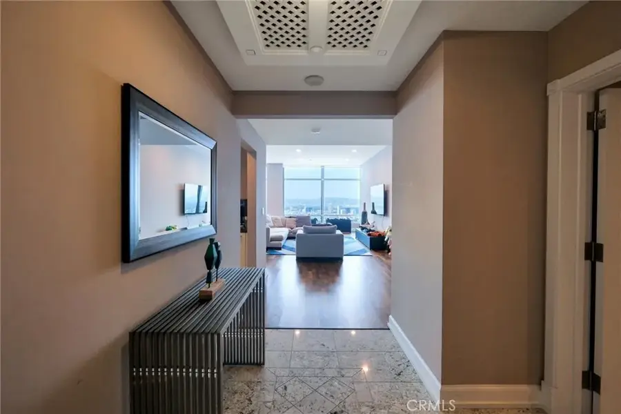 900 W Olympic Boulevard #45F, Los Angeles, CA 90015 - #2