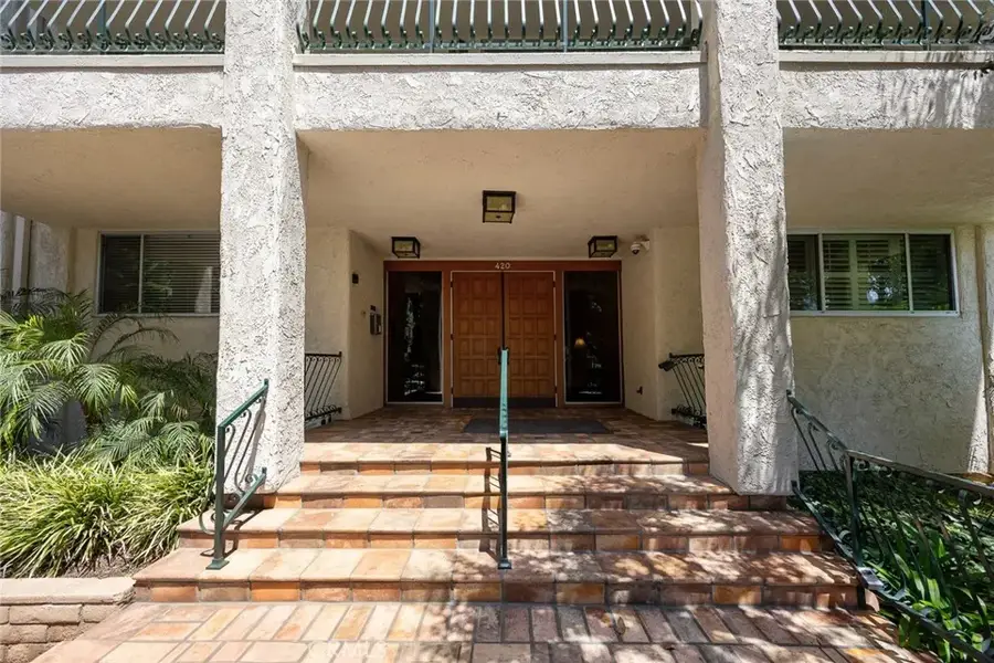 420 S Madison Avenue #301, Pasadena, CA 91101 - #3