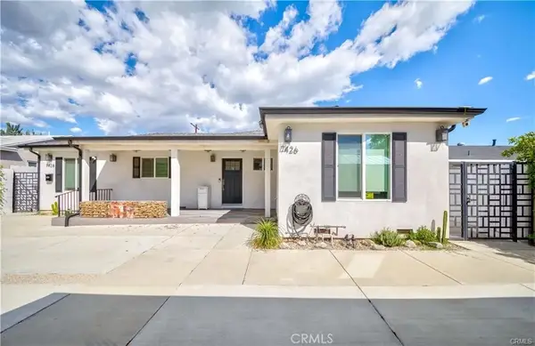7426 Leescott Avenue, Lake Balboa, CA 91406