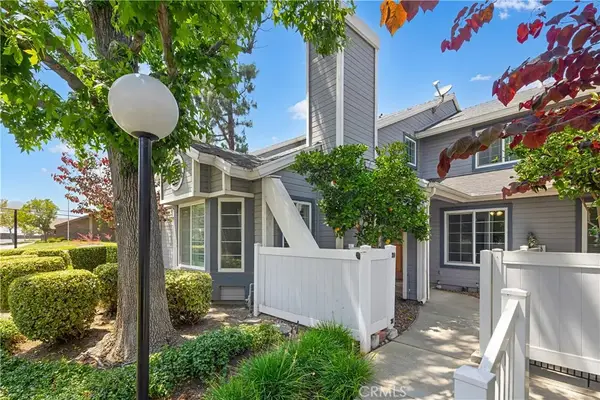 326 Monroe Court, Azusa, CA 91702
