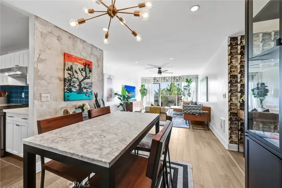 8400 De Longpre #212, West Hollywood, CA 90069 - #3