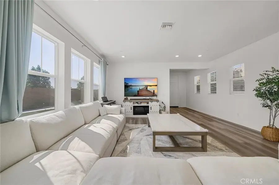 4335 S Amherst Avenue, Ontario, CA 91761 - #3