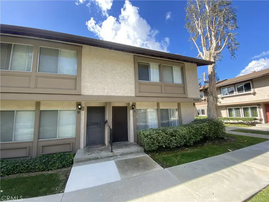 6659 Wilbur Avenue #17, Reseda, CA 91335 - #2