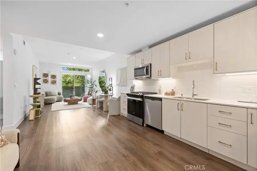 218 N El Molino Avenue #207, Pasadena, CA 91101 - #3