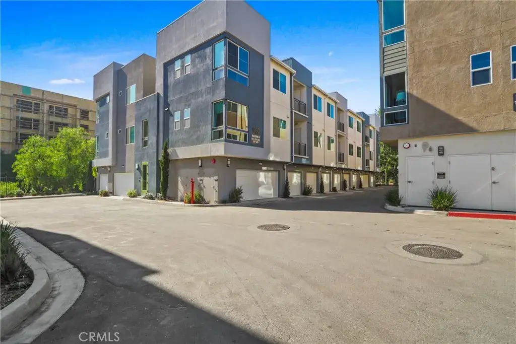 960 Tangent Privado #305, Ontario, CA 91764 - #1