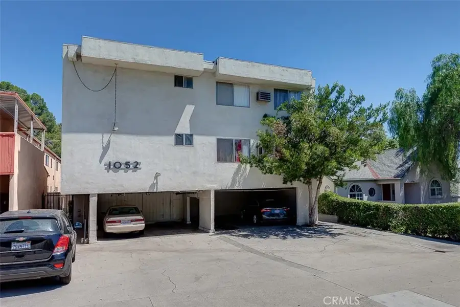 1052 Elm Avenue, Glendale, CA 91201 - #3
