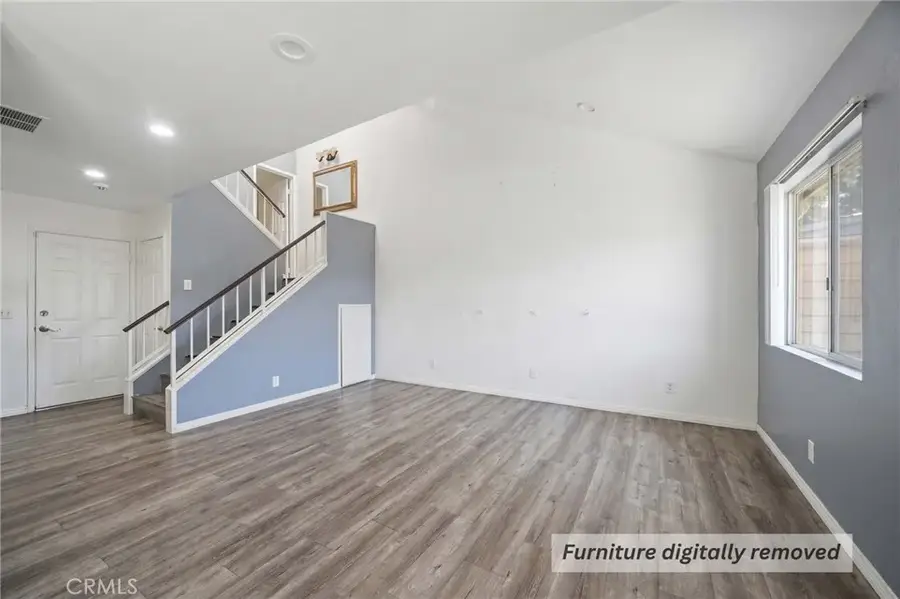 9864 California Avenue #18, South Gate, CA 90280 - #3