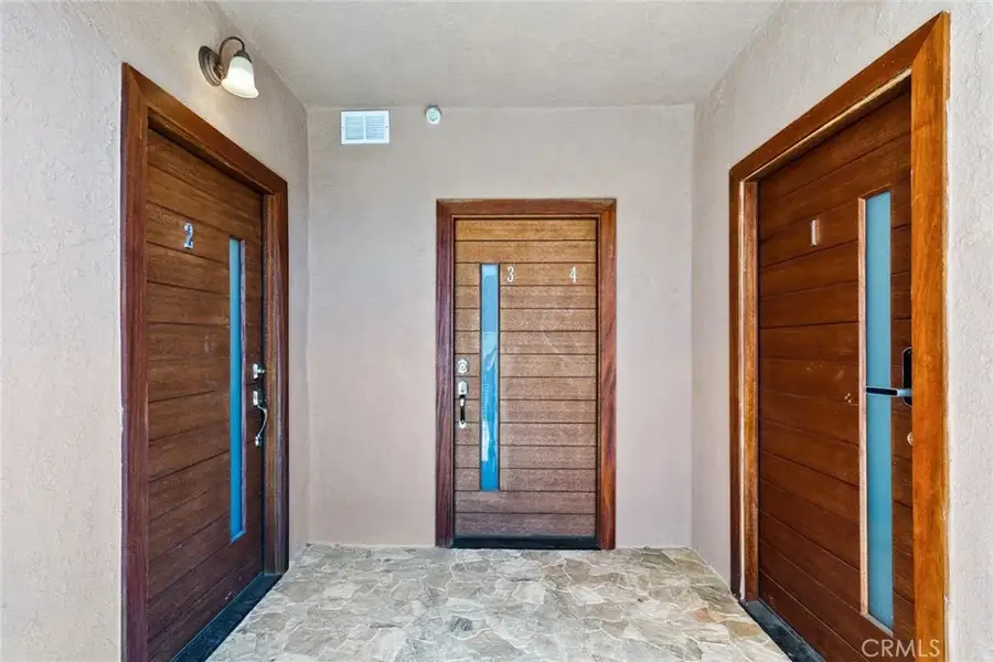 136 N Rampart Boulevard, Los Angeles, CA 90026 - #3