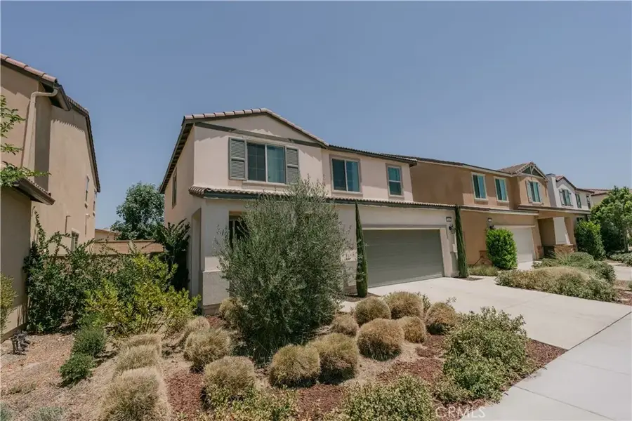 560 E Vodden, Rialto, CA 92376 - #3